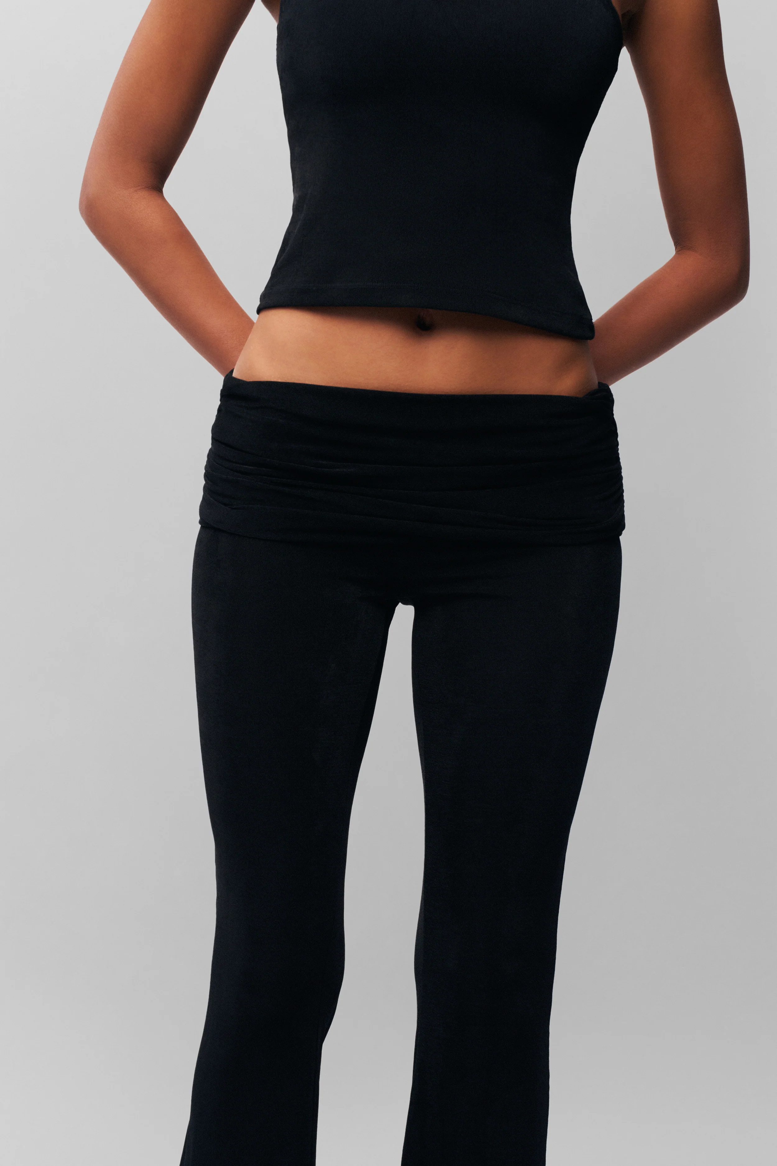 Azia Pant - Image 3