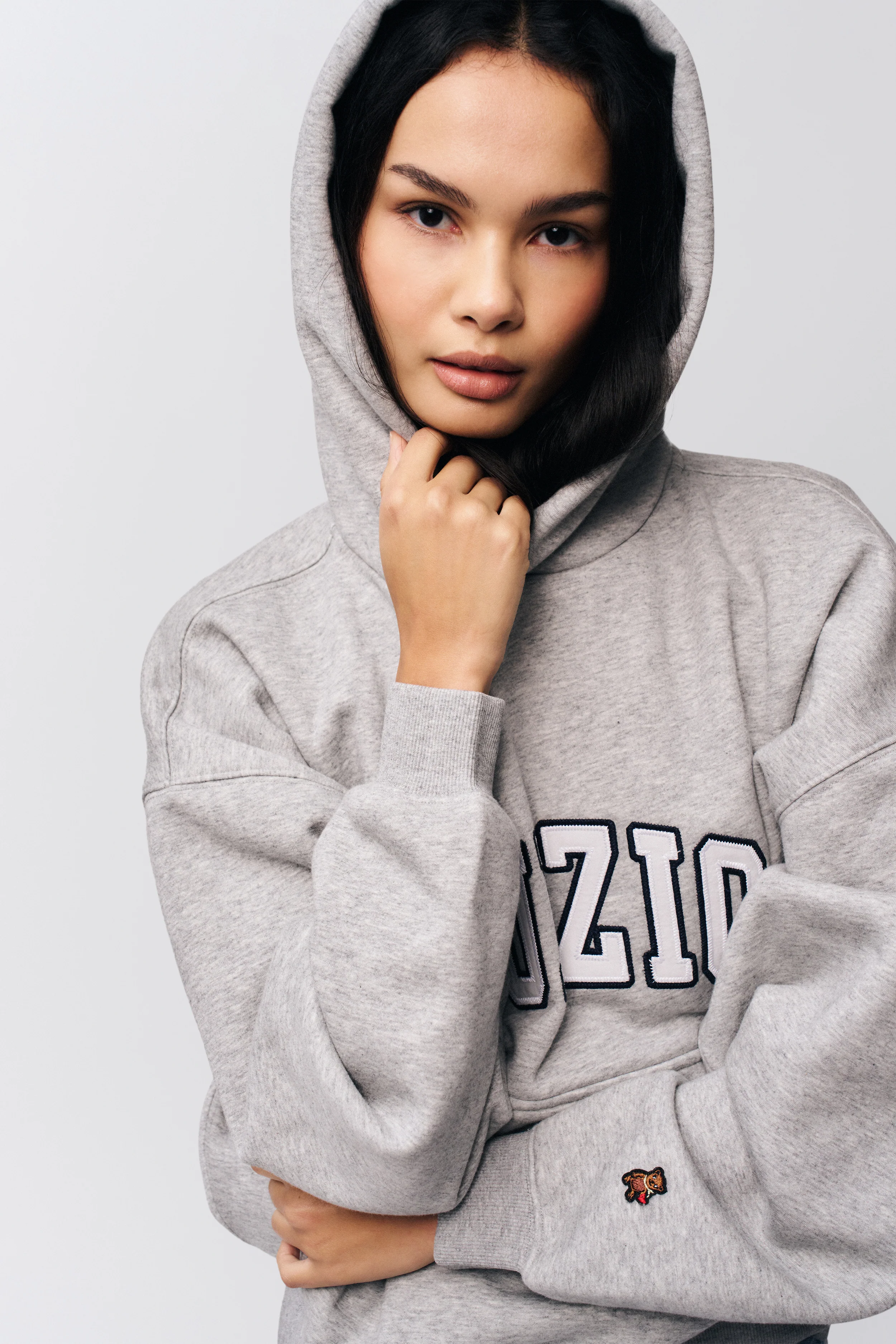 Guizio Pullover Hoodie - Image 5