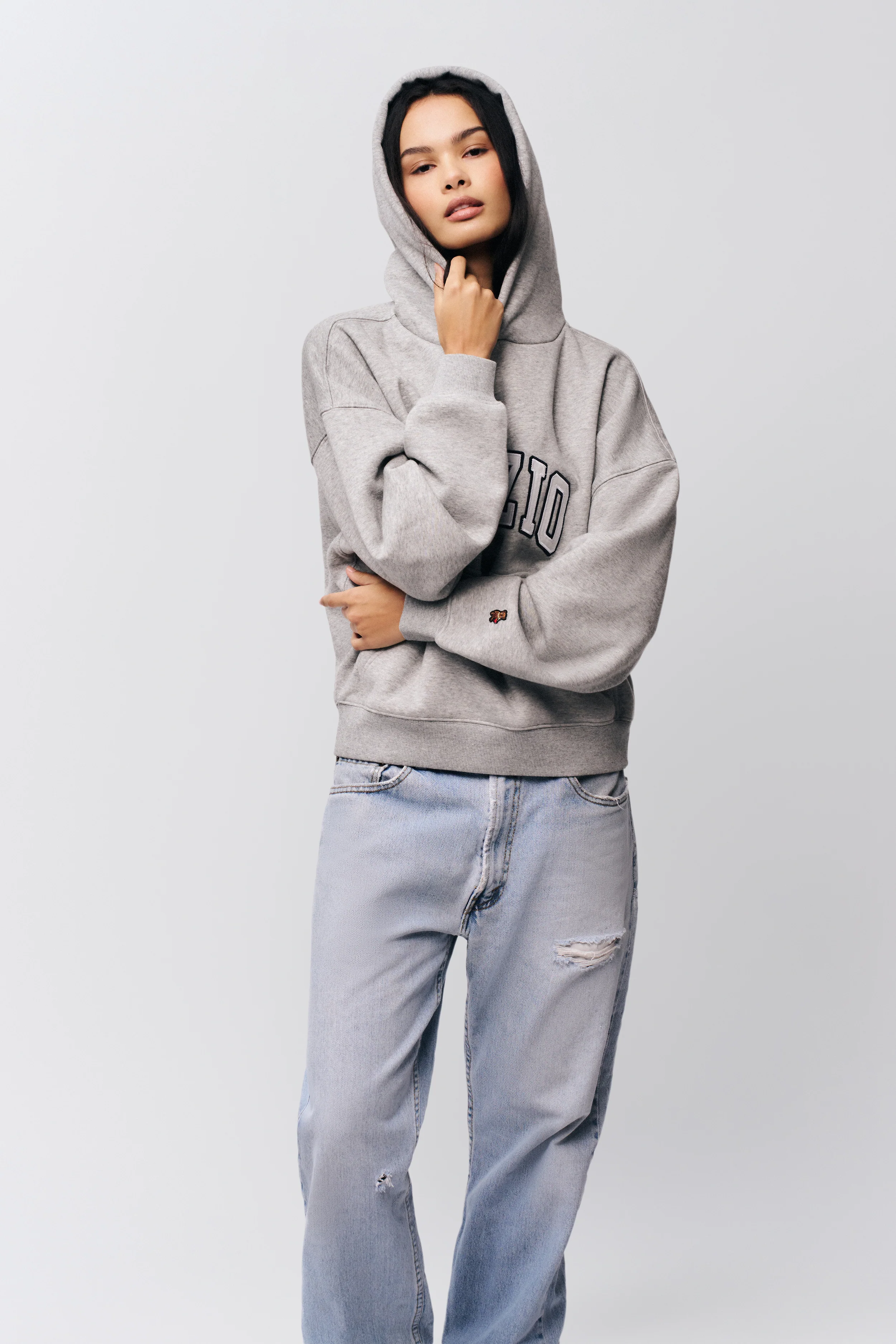 Guizio Pullover Hoodie - Image 8