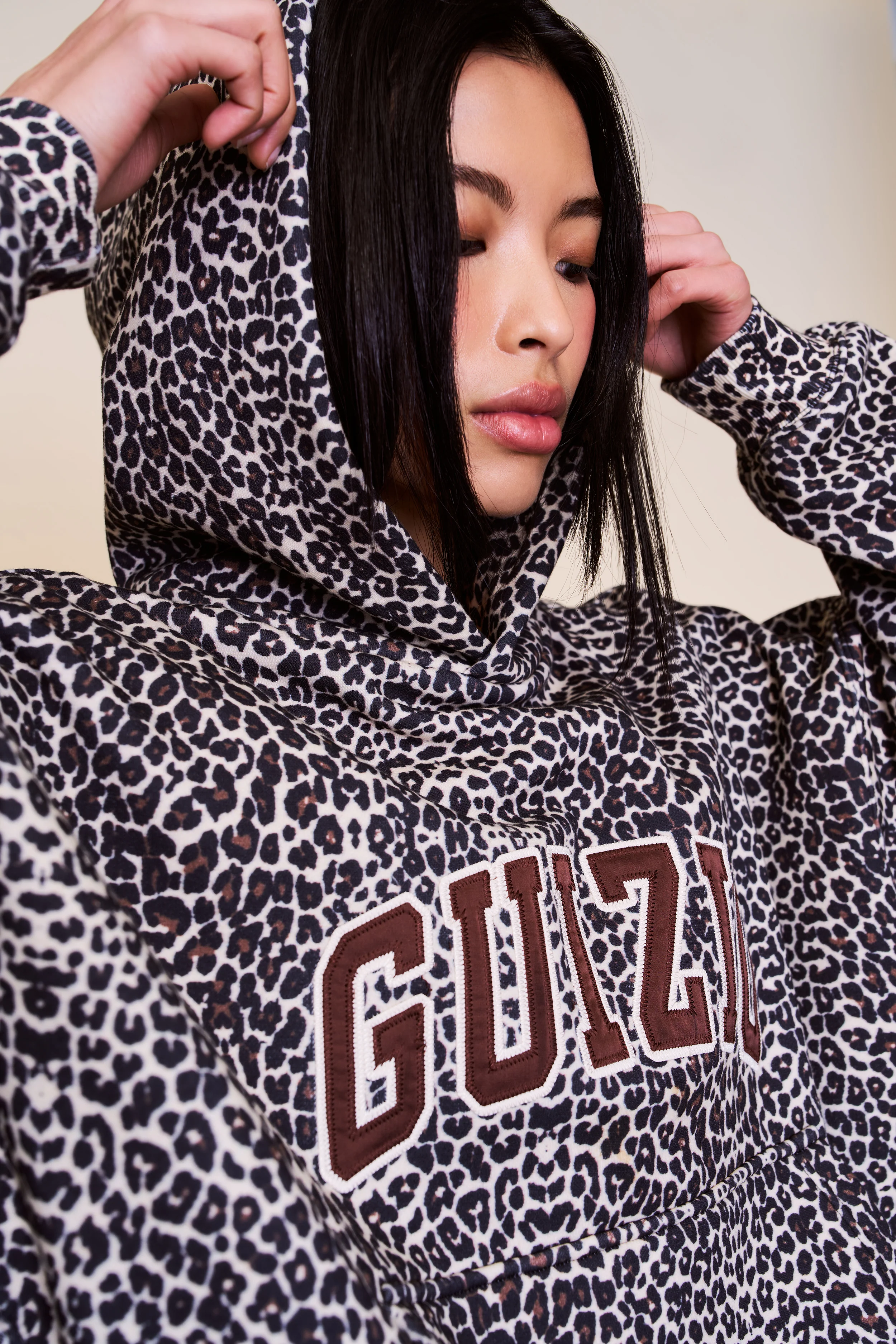 Guizio Pullover Hoodie - Image 5