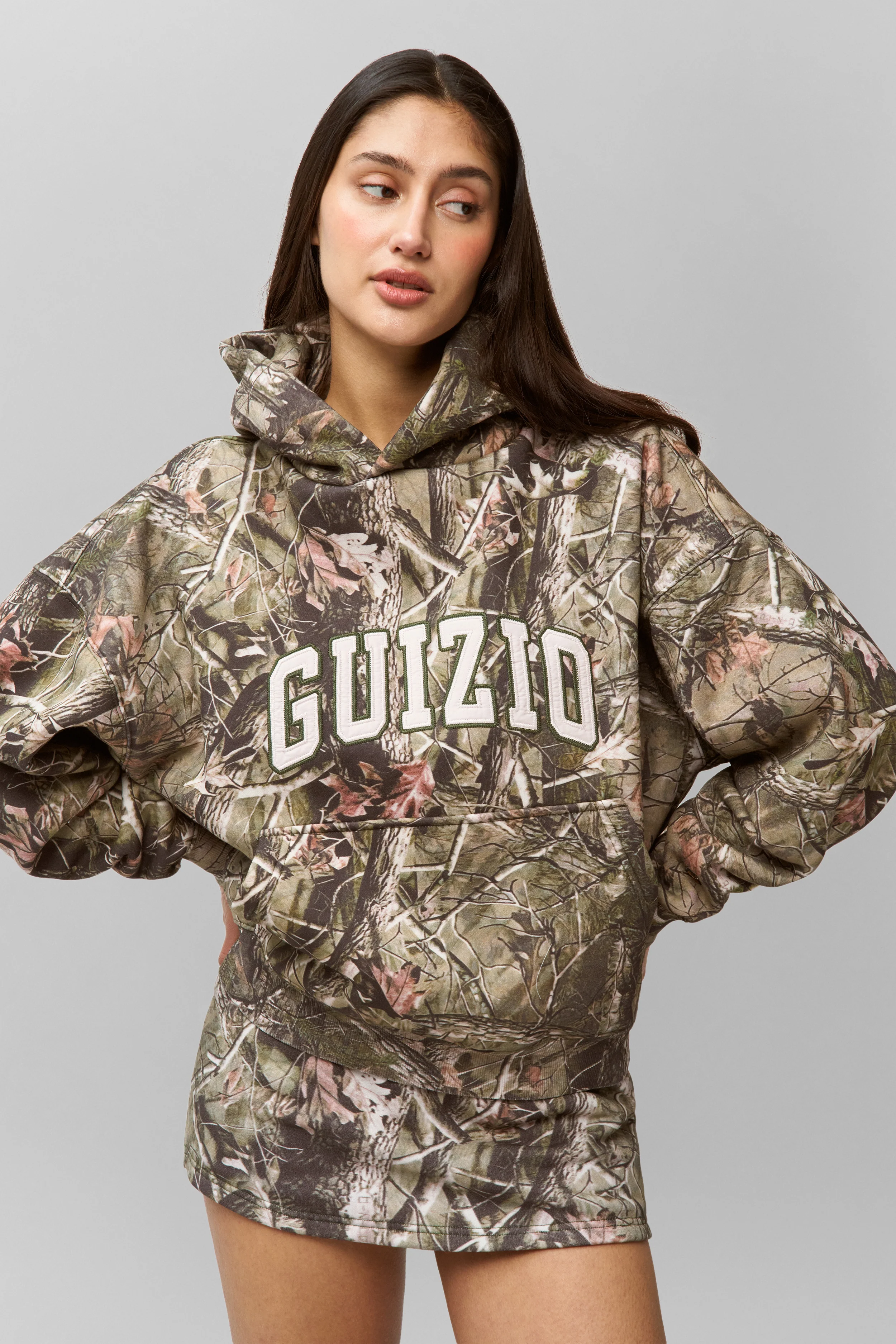 Guizio Pullover Hoodie - Image 3