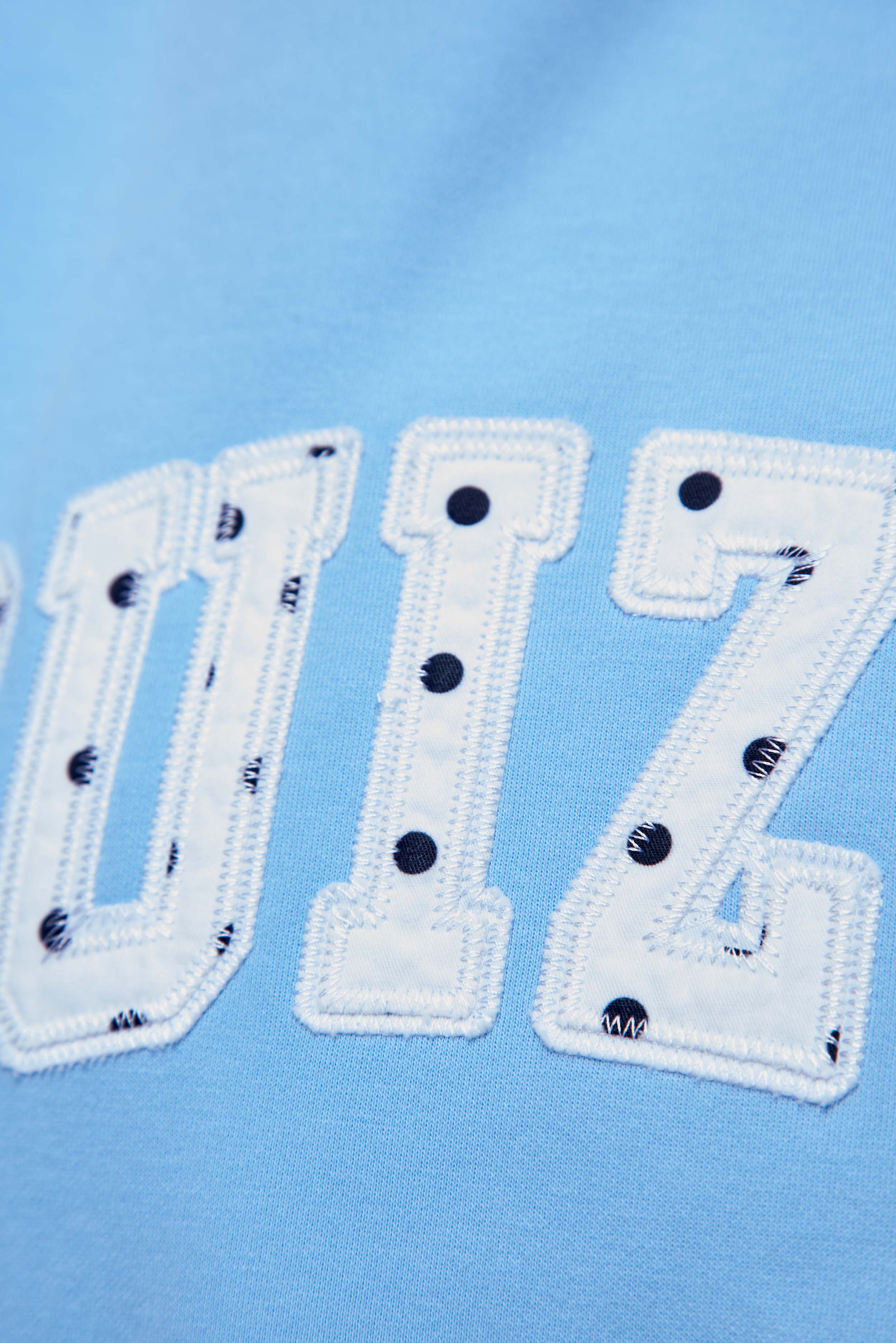 Guizio Pullover Hoodie - Image 3