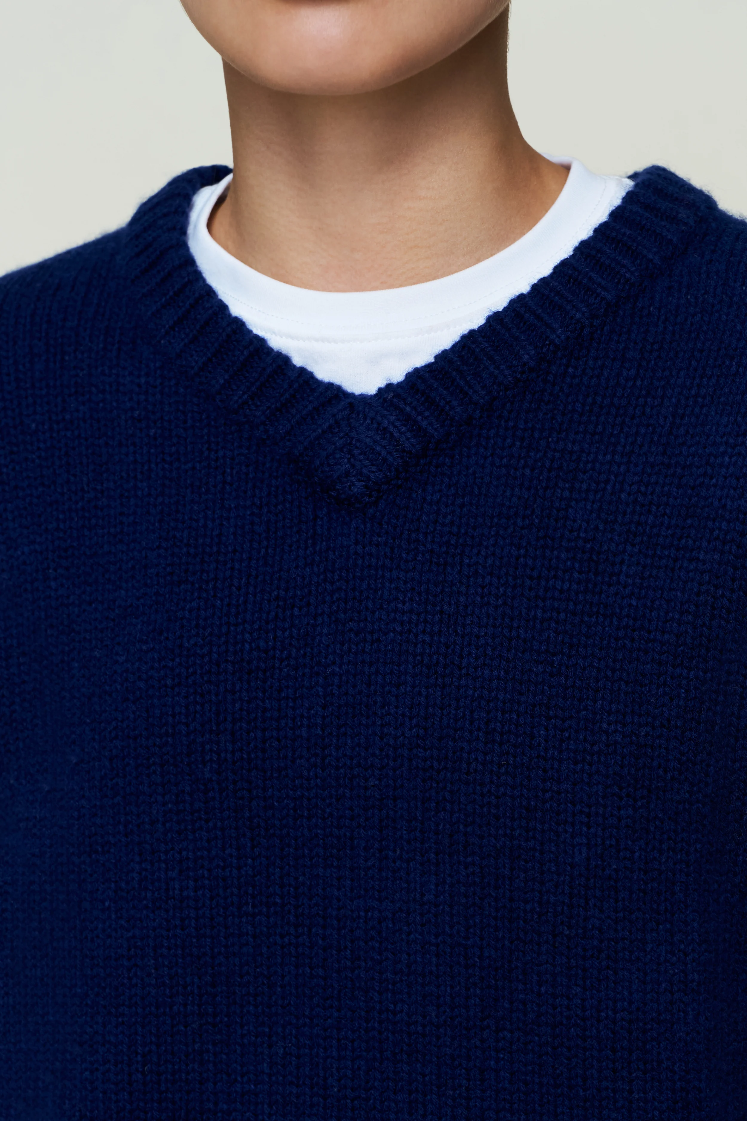 Joni Cashmere V-Neck Jumper - Image 4