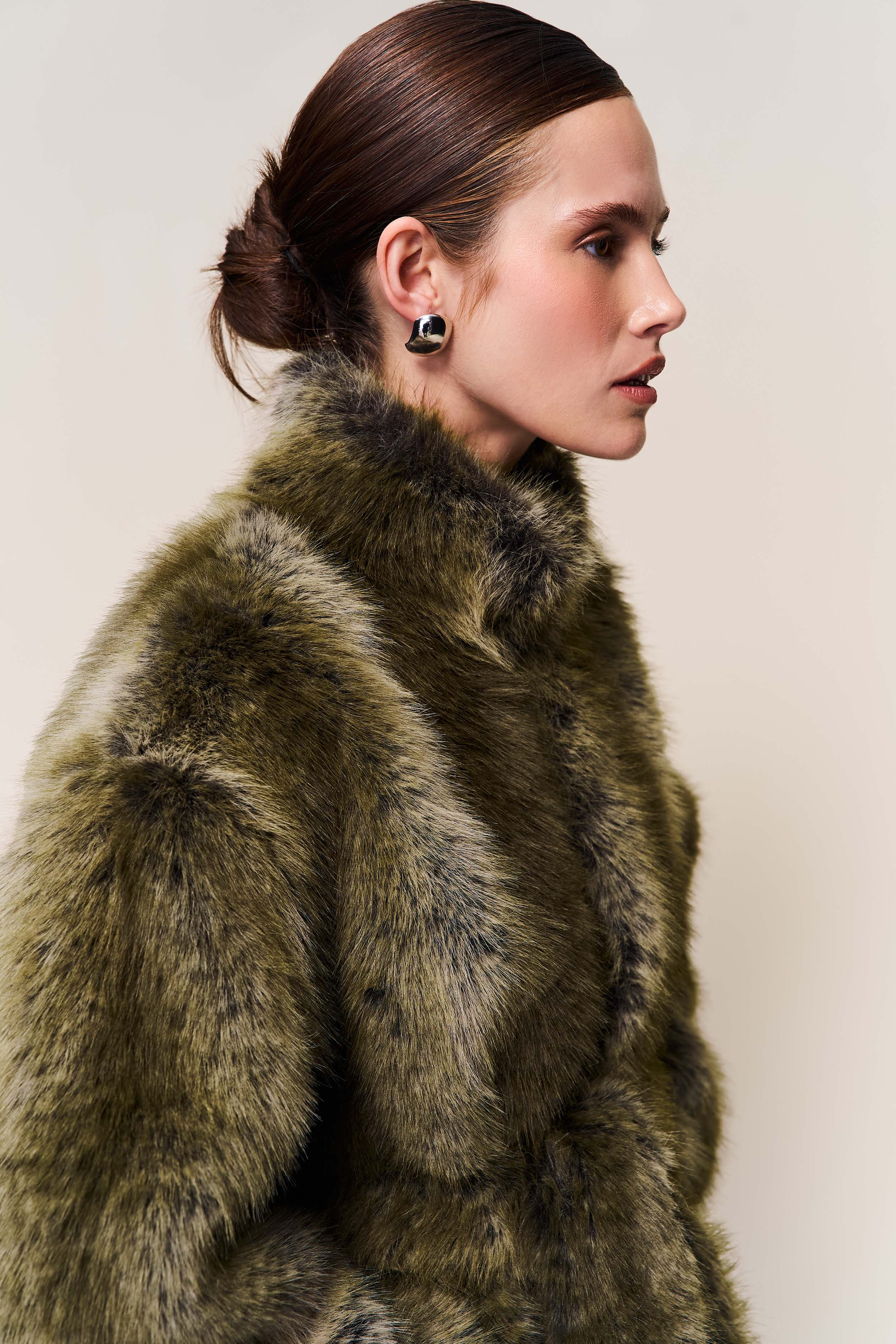 Monroe Faux Fur Coat - Image 5