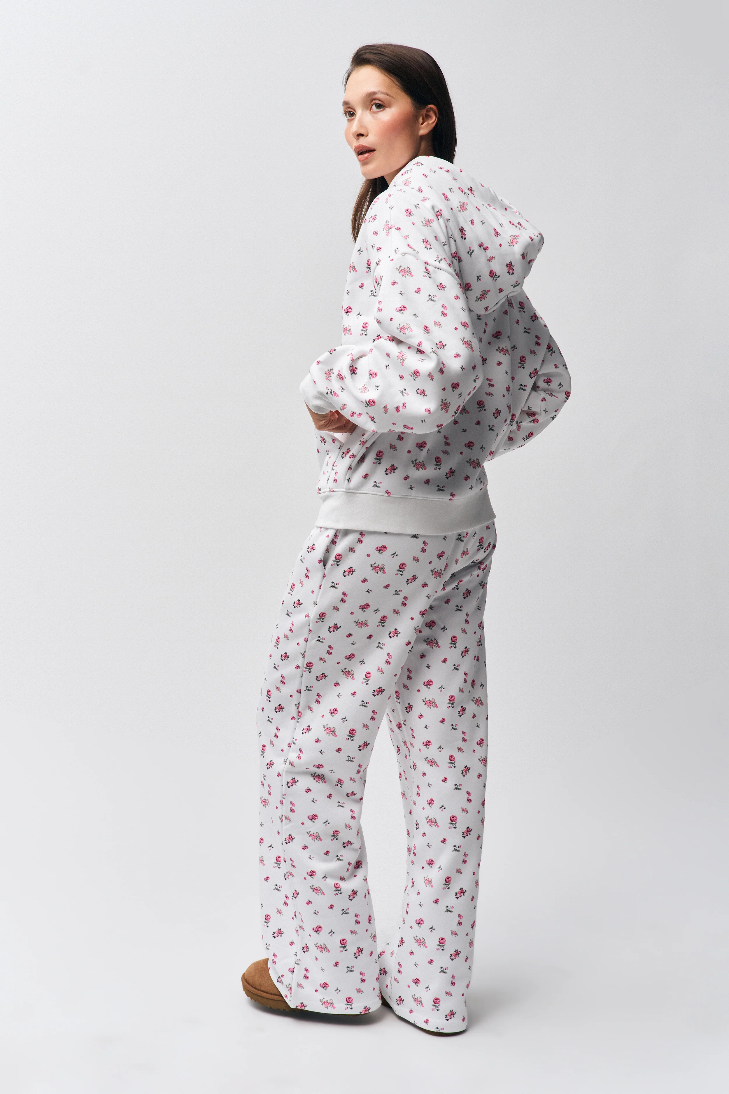 Relaxed Drawstring Sweatpant - Image 6