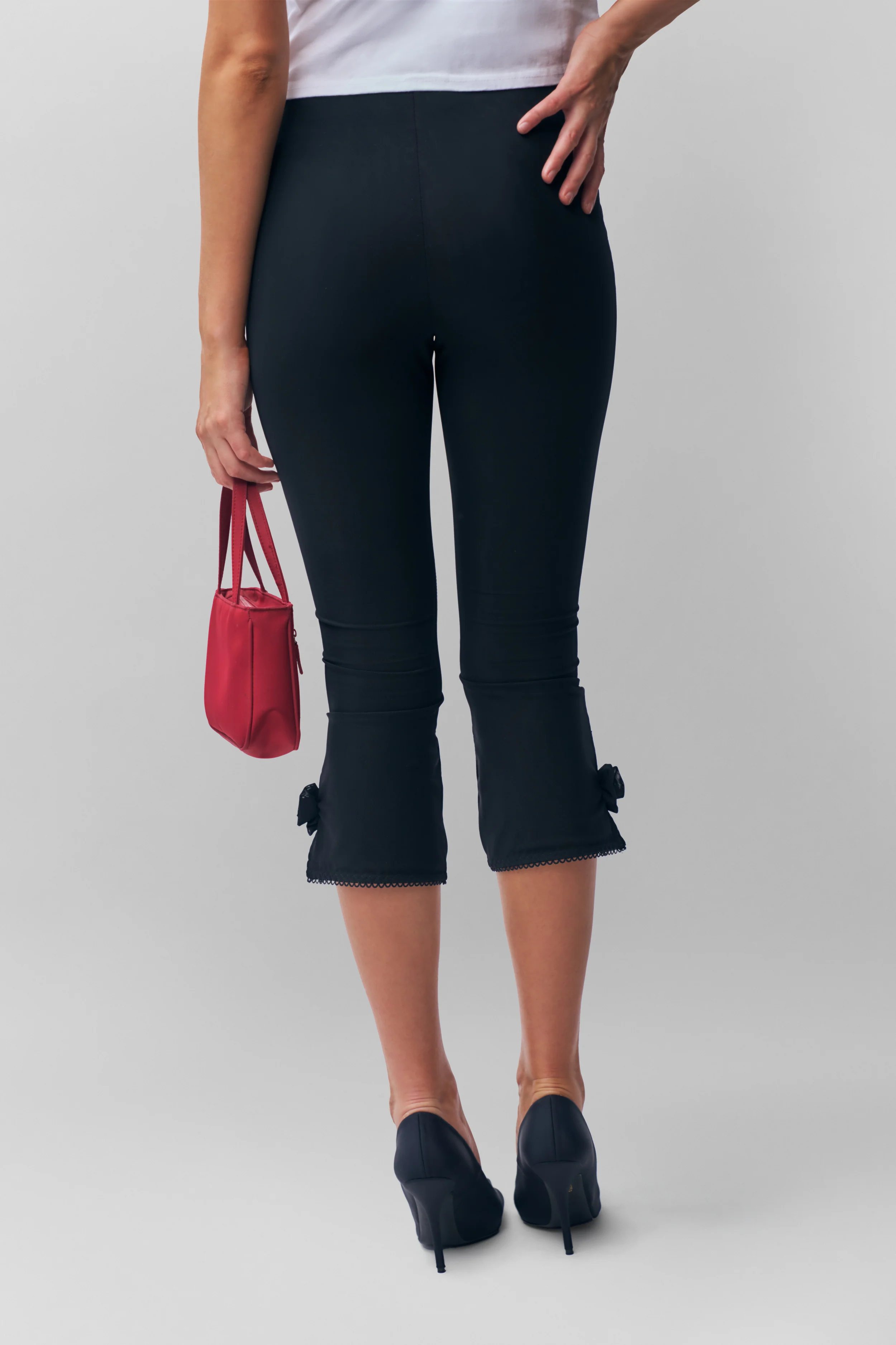 Valeria Mesh Capri - Image 2